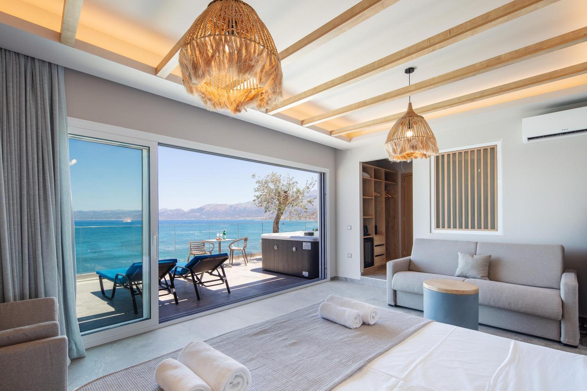 Skipper Beachfront Suites แอร์ซอนิสซอส ภายนอก รูปภาพ